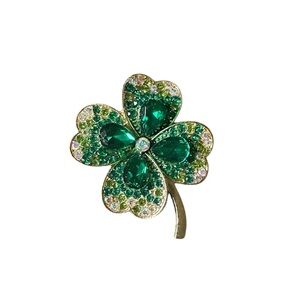 Elegant Green Clover Brooch